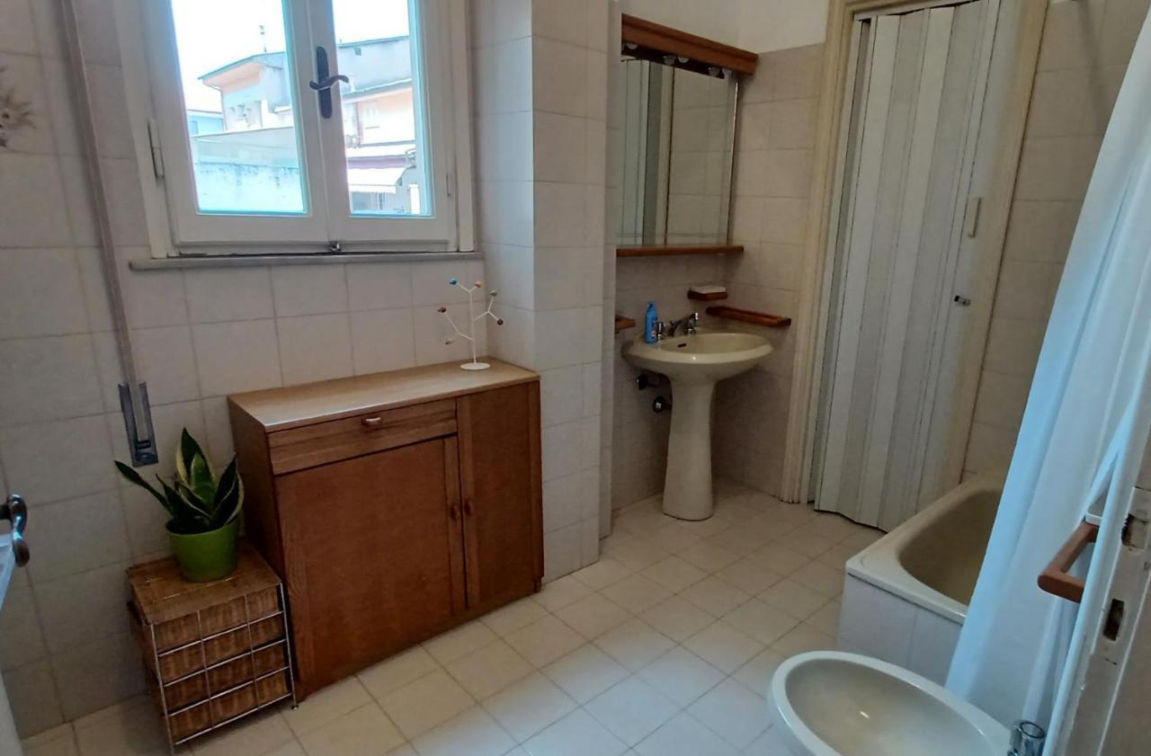 Luminosissimo Appartamento Viareggio Centro المظهر الخارجي الصورة